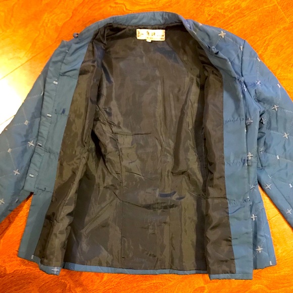 Beautiful Women’s coat - Picture 4 of 6